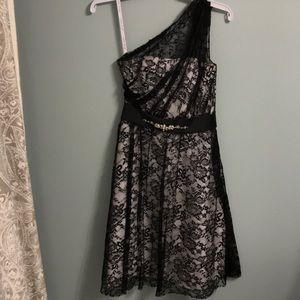 Black and White Lace Evening Party Cocktail Dress